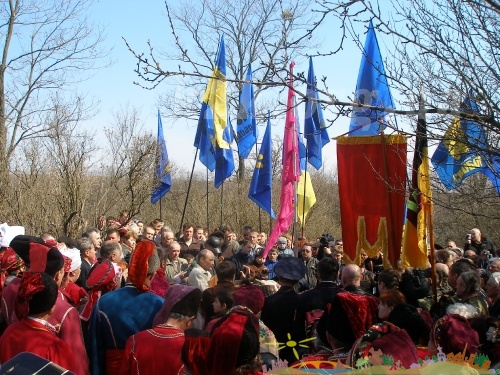 на цвинтарі2